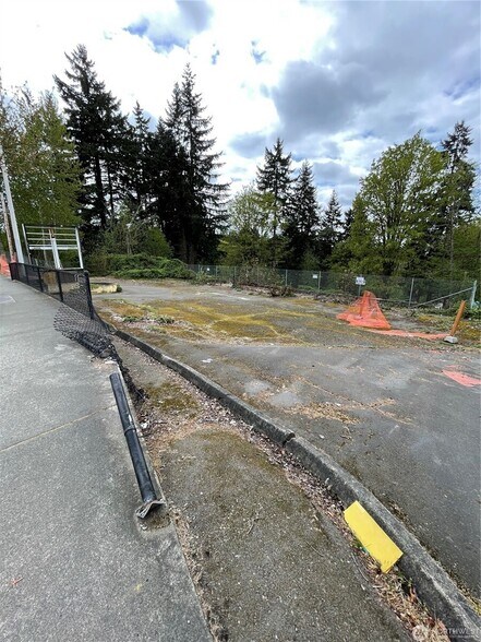 29223 Pacific Hwy S, Federal Way, WA à vendre - Photo de l’immeuble – Image 2 sur 14