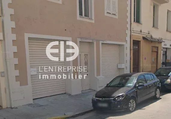 Industriel/Logistique dans Nice à louer Photo de l’immeuble– Image 1 sur 9