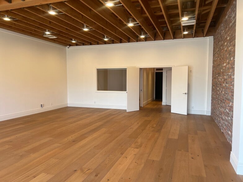 615 S Victory Blvd, Burbank, CA à vendre - Photo intérieure – Image 3 sur 7