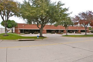 Plus de détails pour 5565 Red Bird Center Dr, Dallas, TX - Industriel/Logistique à louer