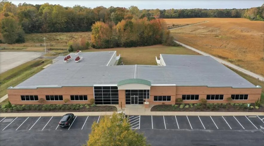 2371 Wilroy Rd, Suffolk, VA à louer - Photo de l’immeuble – Image 3 sur 38