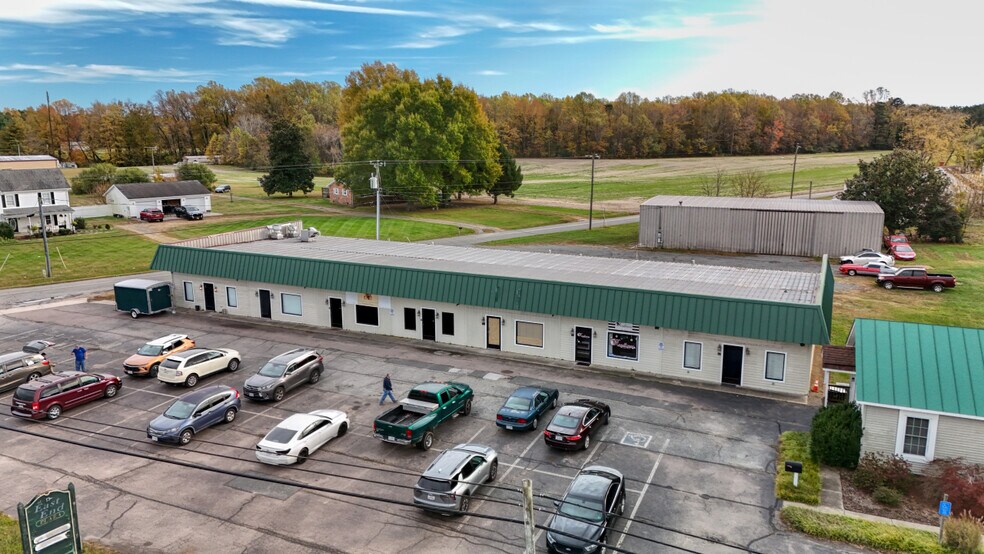 17272 Kings Hwy, Montross, VA à vendre - Photo de l’immeuble – Image 3 sur 10