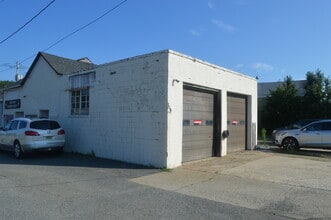 5 Maple Ave, Oakland, NJ à louer Photo intérieure– Image 1 sur 7