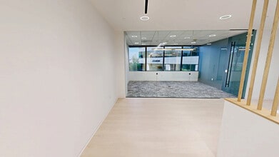 18100 Von Karman Ave, Irvine, CA à louer Numérisation 3D Matterport– Image 1 sur 5