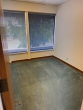 6130 Freeport Blvd, Sacramento, CA à louer Photo intérieure– Image 2 sur 5