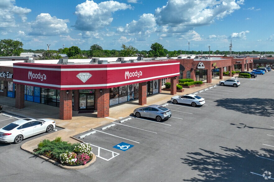697-845 N Aspen Ave, Broken Arrow, OK à louer - Photo de l’immeuble – Image 1 sur 28