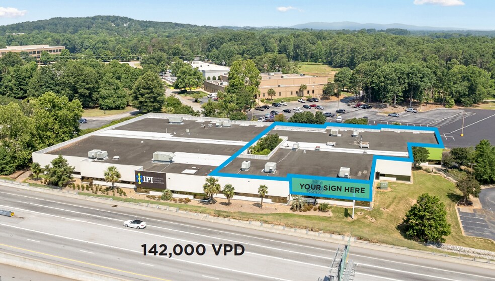 6000-6040 Ponders Ct, Greenville, SC à louer - Photo de l’immeuble – Image 3 sur 8