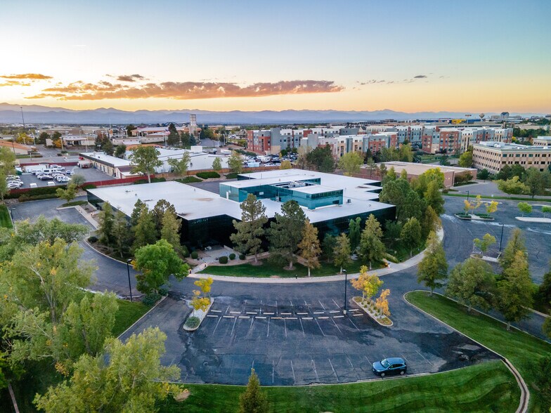 373 Inverness Pkwy, Englewood, CO à louer - Photo de l’immeuble – Image 2 sur 36