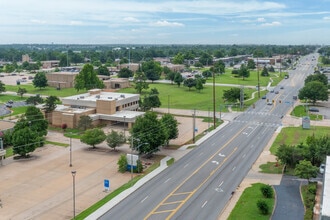 230 N Midwest Blvd, Oklahoma City, OK - Vue aérienne vue de carte - Image1