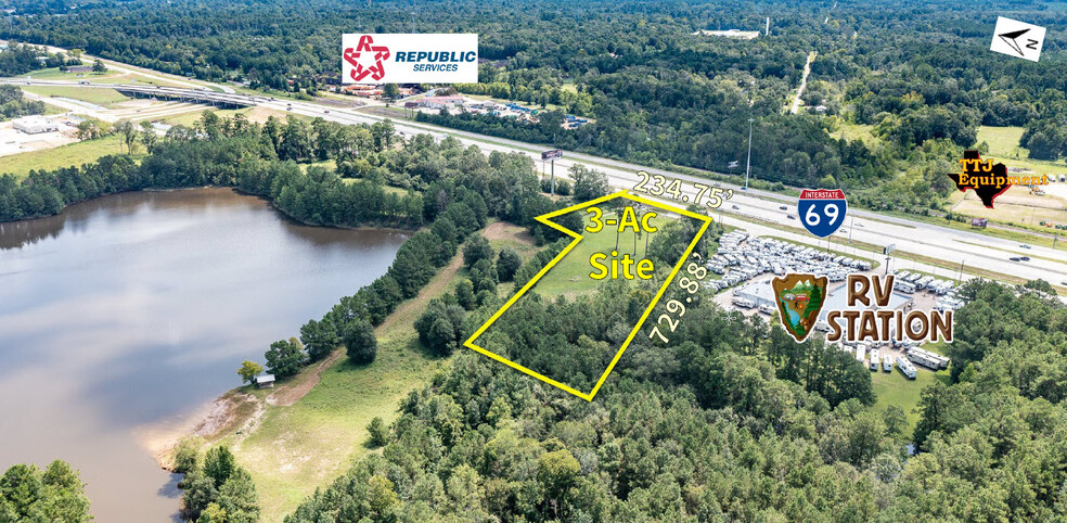 752 U.S. 59, Cleveland, TX à louer - Photo de l’immeuble – Image 3 sur 7