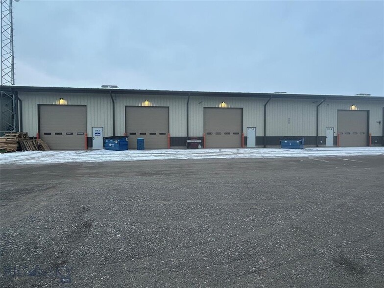 119 Gold Miner Ln, Belgrade, MT à louer - Photo de l’immeuble – Image 2 sur 15