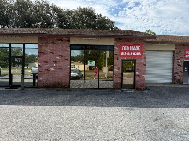 3691 FL-580 W, Oldsmar, FL à louer Photo de l’immeuble– Image 1 sur 2