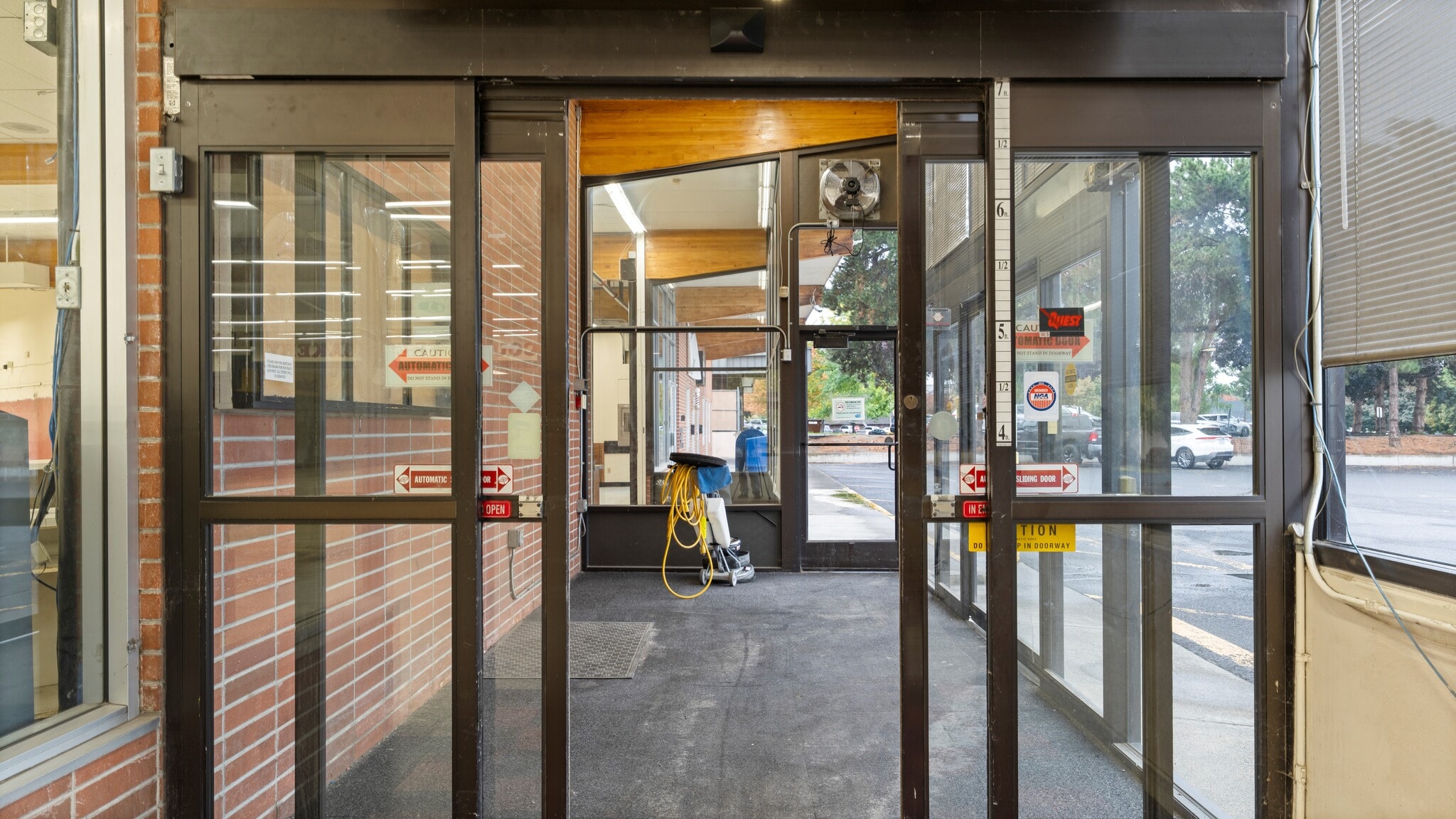 905 S 2nd Ave, Walla Walla, WA à vendre Photo intérieure– Image 1 sur 8