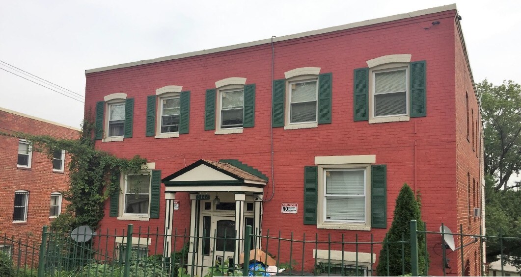 3146 Buena Vista Ter SE, Washington, DC à vendre Photo principale– Image 1 sur 10