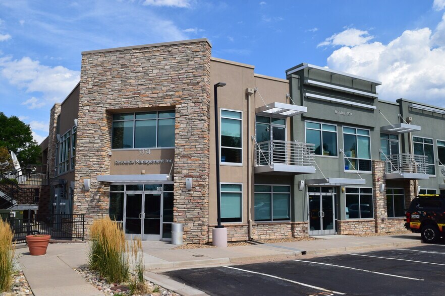 7374 S Alton Way, Centennial, CO à vendre - Photo de l’immeuble – Image 3 sur 5