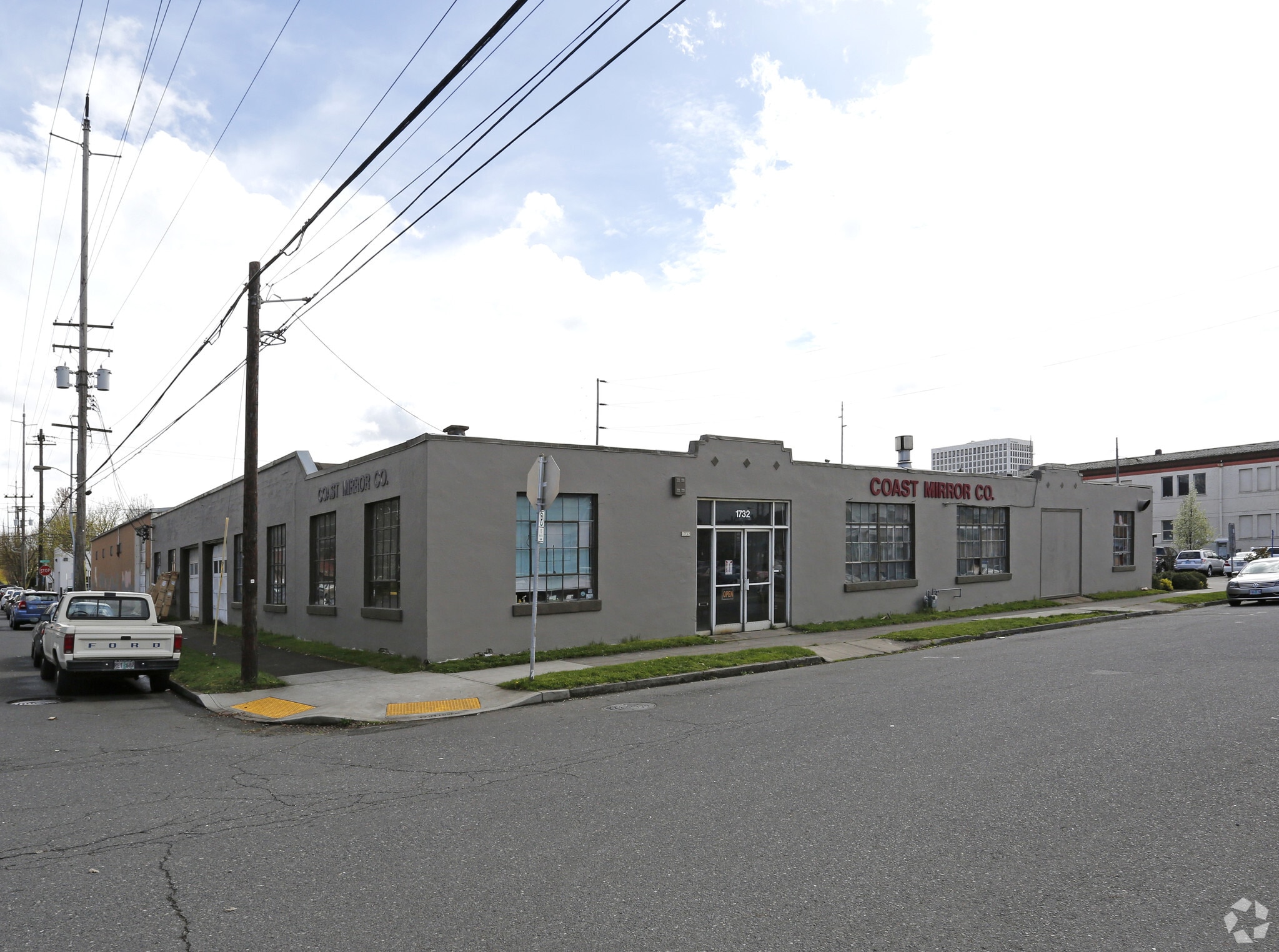 2 Building Property - 1732 NE 2nd Ave portefeuille de 2 biens à vendre sur LoopNet.fr Photo principale– Image 1 sur 3