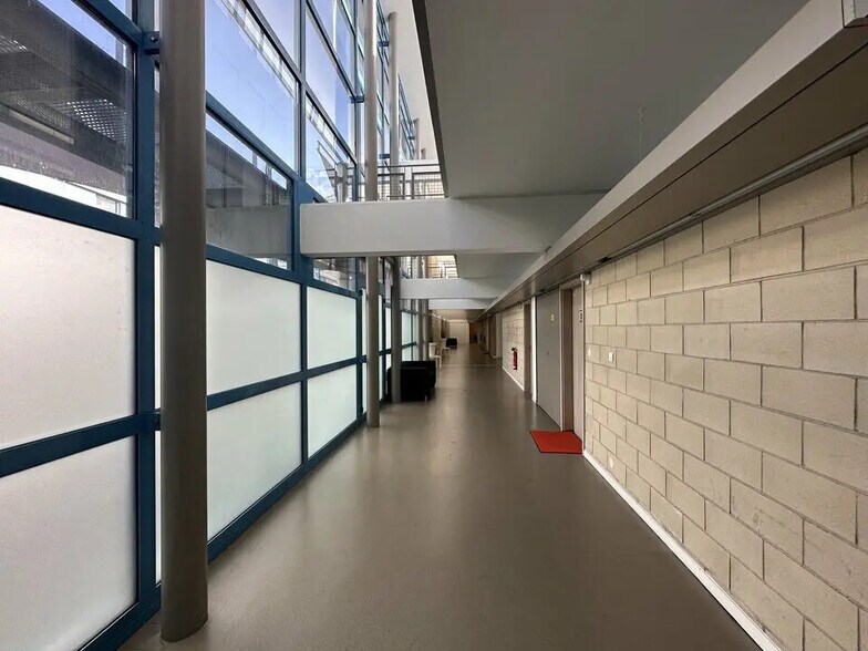 Bureau dans Schiltigheim à louer - Photo intérieure – Image 3 sur 11