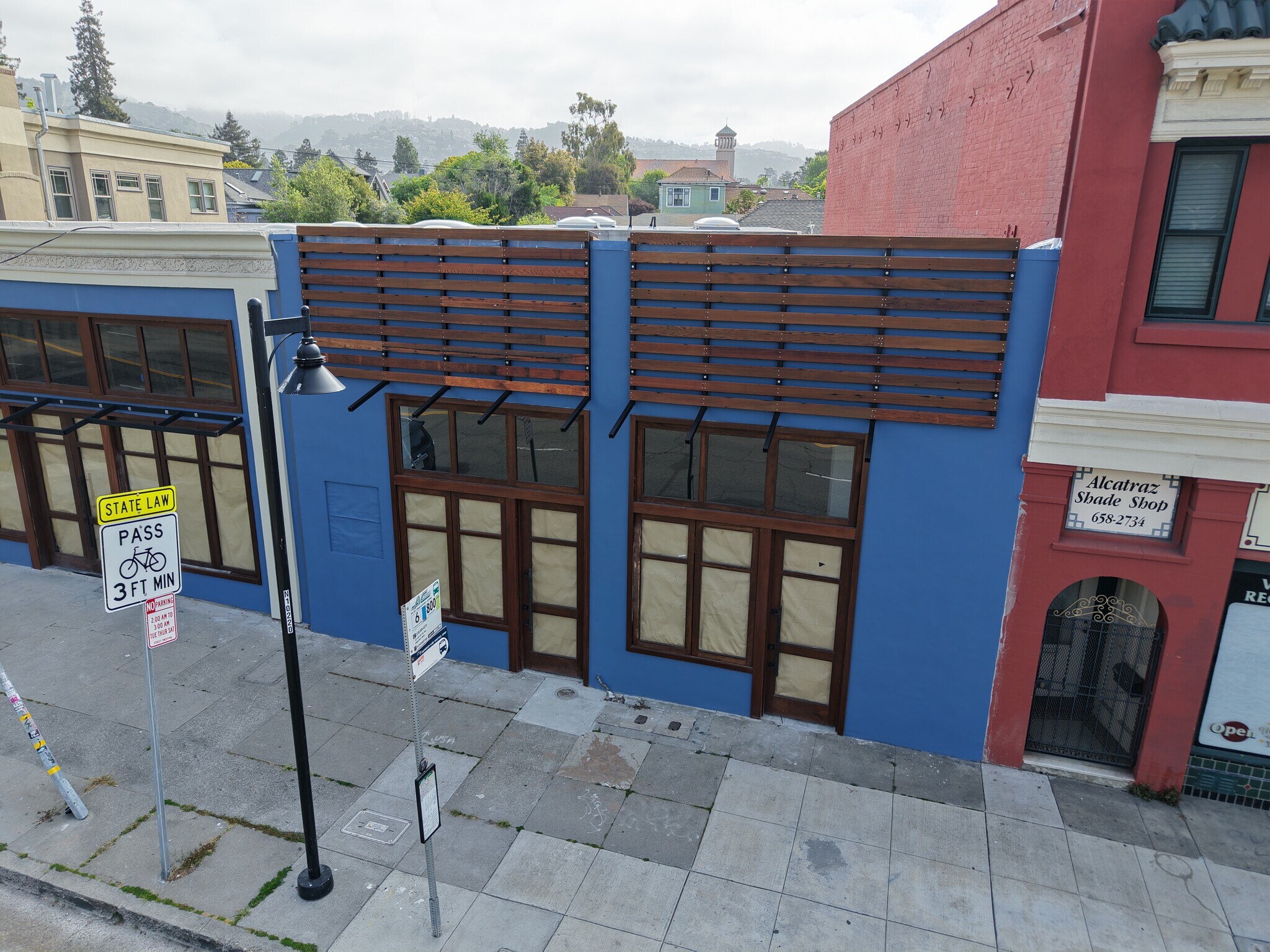 6410 Telegraph Ave, Oakland, CA à louer Photo principale– Image 1 sur 7