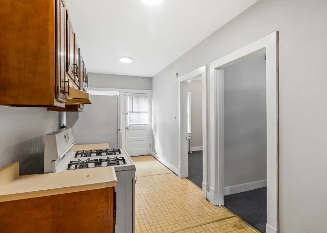 3610-3614 Del Park Ter, Louisville, KY à vendre - Photo intérieure – Image 3 sur 13