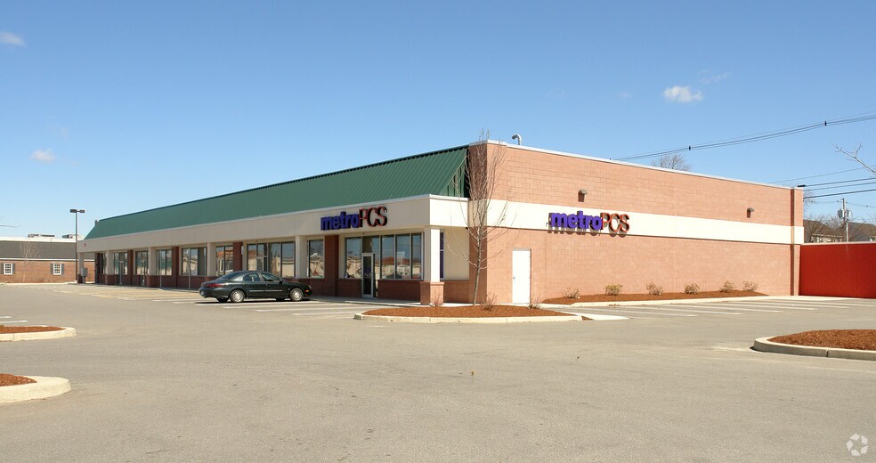 580-586 Valley St, Manchester, NH à vendre - Photo principale – Image 1 sur 3