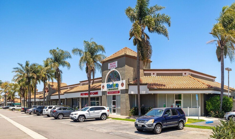 3511 Pacific Coast Hwy, Torrance, CA à louer - Photo de l’immeuble – Image 1 sur 1