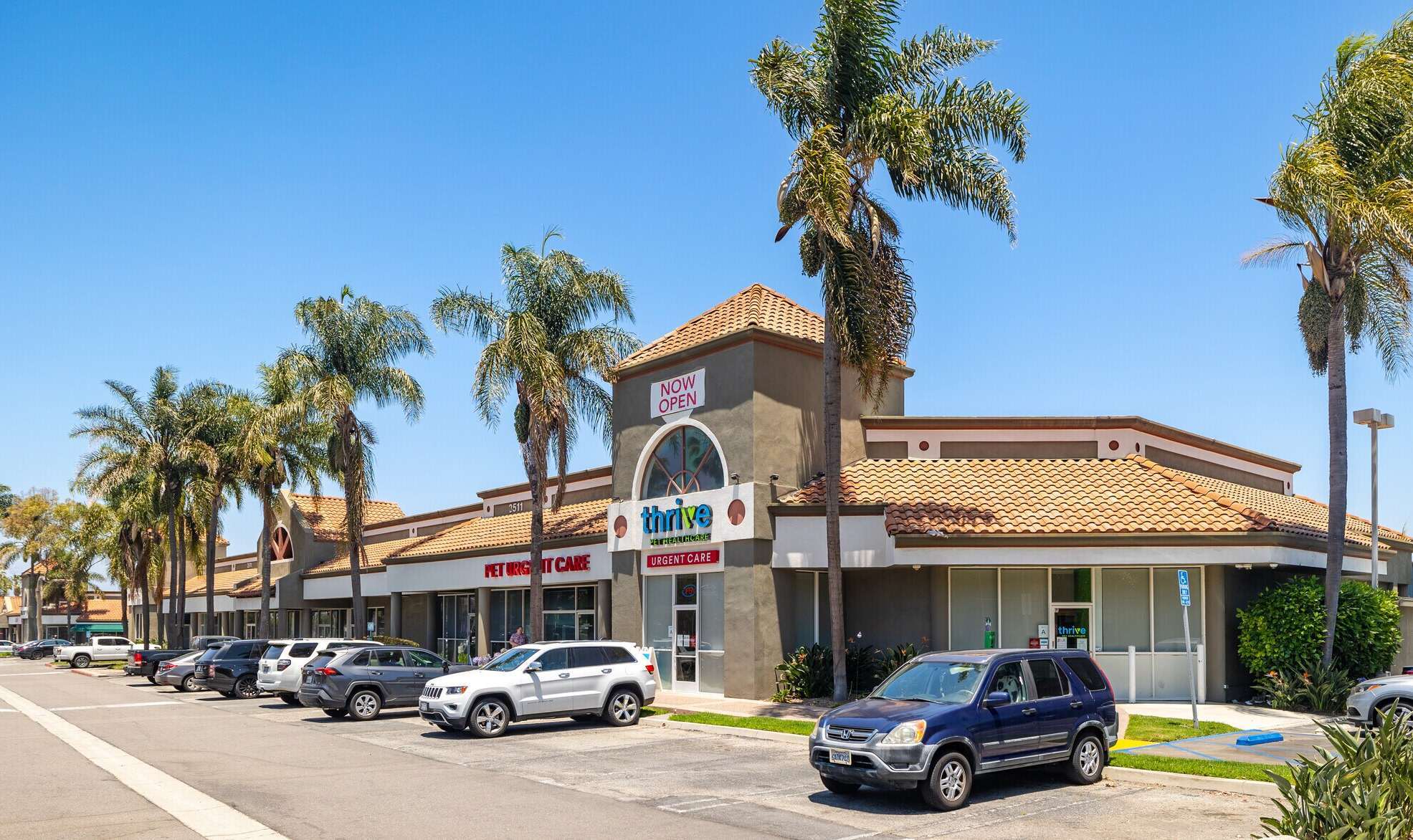 3511 Pacific Coast Hwy, Torrance, CA à louer Photo de l’immeuble– Image 1 sur 2
