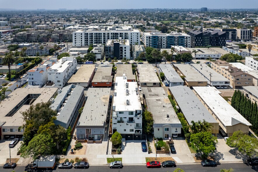 3667 Mentone Ave, Los Angeles, CA à vendre - Photo de l’immeuble – Image 3 sur 21