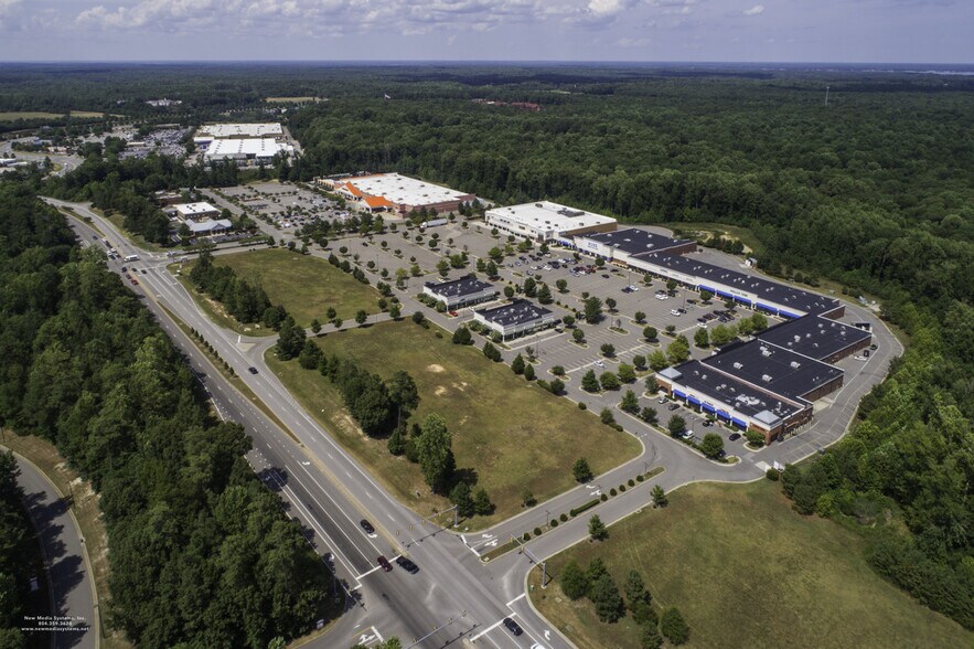 6624 Mooretown Rd, Williamsburg, VA à louer - Aérien – Image 3 sur 3