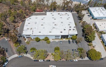 1230 Avenida Chelsea, Vista, CA - VUE AÉRIENNE  vue de carte