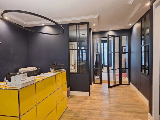 Plus de détails pour Bureau à louer