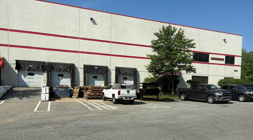 6403 Ammendale Rd, Beltsville, MD à louer - Photo de l’immeuble – Image 2 sur 2