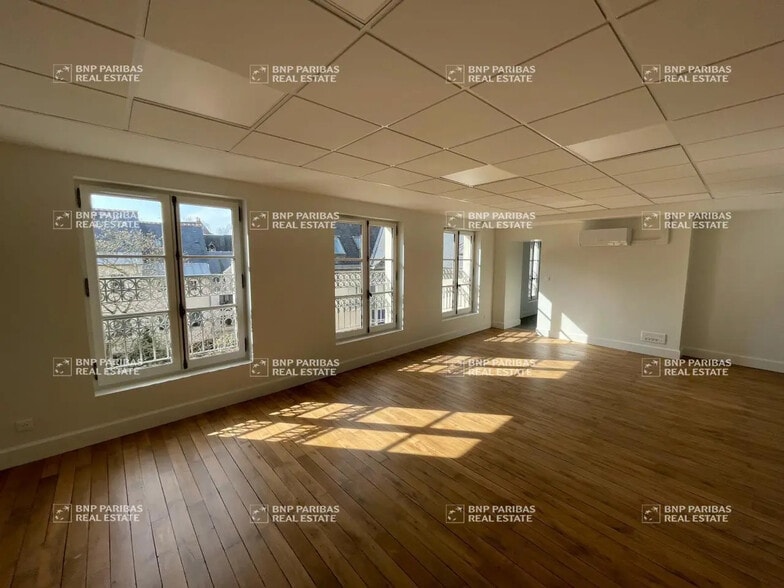 23-25 Rue Du Docteur Bretonneau, Tours à louer - Photo de l’immeuble – Image 1 sur 18