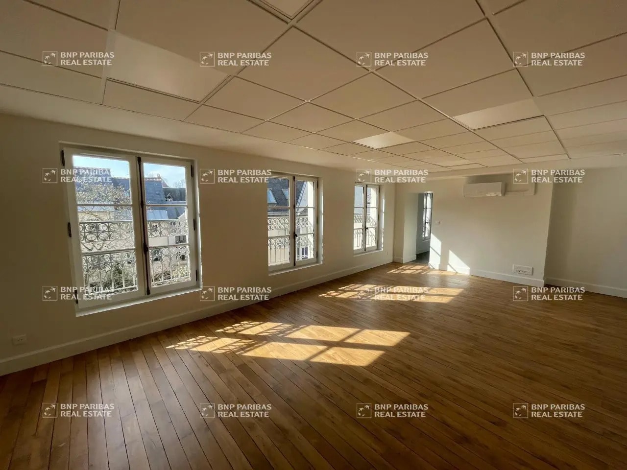 23-25 Rue Du Docteur Bretonneau, Tours à louer Photo de l’immeuble– Image 1 sur 19