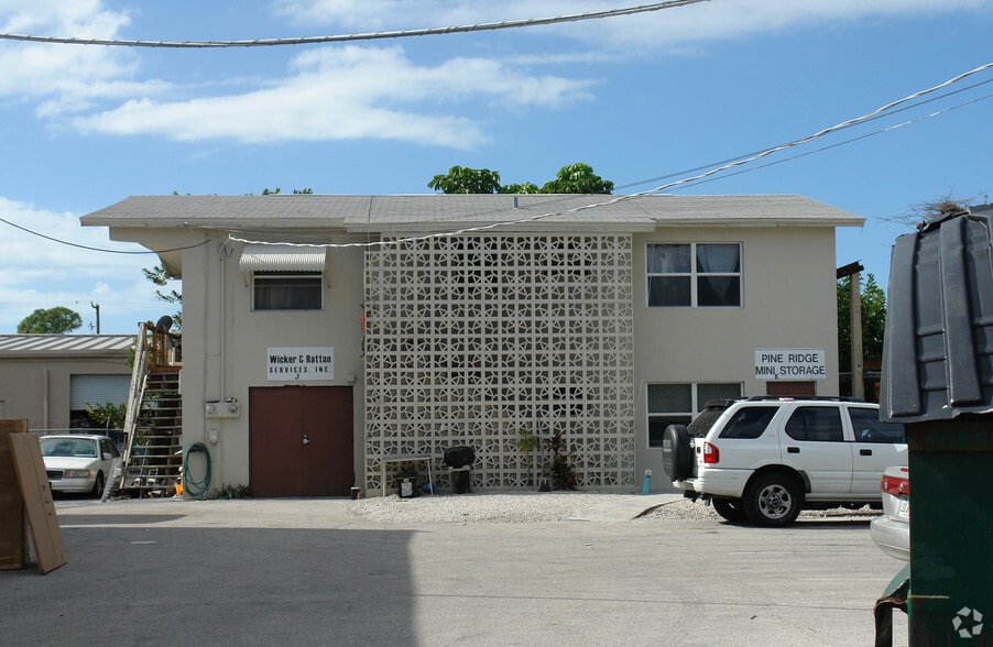 5307 Shirley St, Naples, FL à vendre - Photo de l’immeuble – Image 2 sur 4