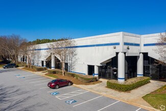 Plus de détails pour 5242 Royal Woods Pky, Tucker, GA - Industriel/Logistique à louer