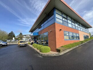 Plus de détails pour Local d'activités à louer