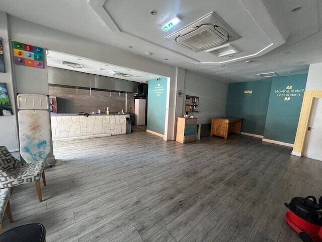 87-89 Church Rd, Londres à louer - Photo de l’immeuble – Image 2 sur 5