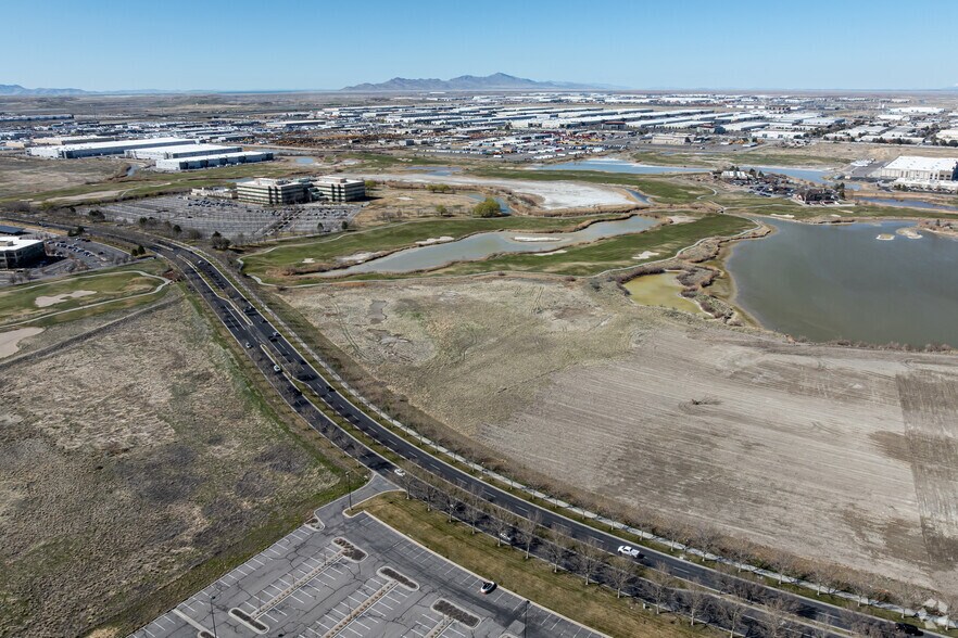 4216 Lake Park Boulevard, West Valley City, UT à louer - Aérien – Image 3 sur 4