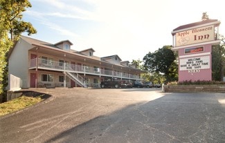 Plus de détails pour 3043 E Van Buren, Eureka Springs, AR - Hôtellerie à vendre