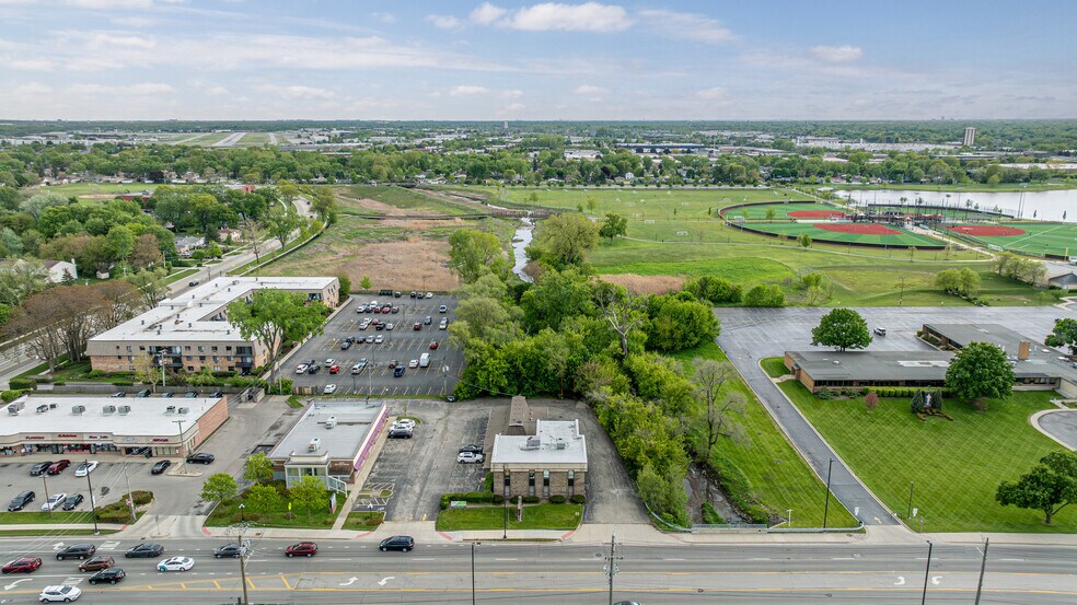 47 W Dundee Rd, Wheeling, IL à vendre - Photo de l’immeuble – Image 2 sur 20