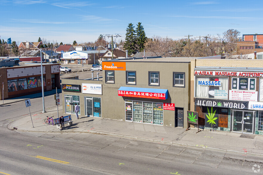 1601 Centre St NW, Calgary, AB à louer - Photo principale – Image 1 sur 3