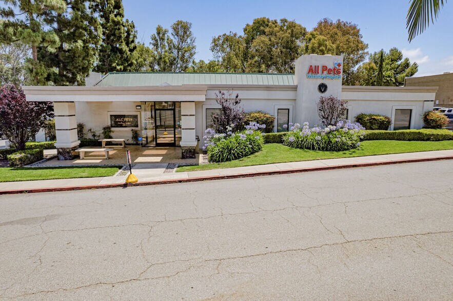 28326 S Western Ave, Rancho Palos Verdes, CA à vendre - Photo de l’immeuble – Image 2 sur 6