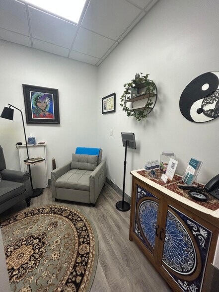 600 Heritage Dr, Jupiter, FL à louer - Photo intérieure – Image 3 sur 17