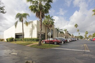 Plus de détails pour 674-692 S Military Trl, Deerfield Beach, FL - Industriel/Logistique à louer