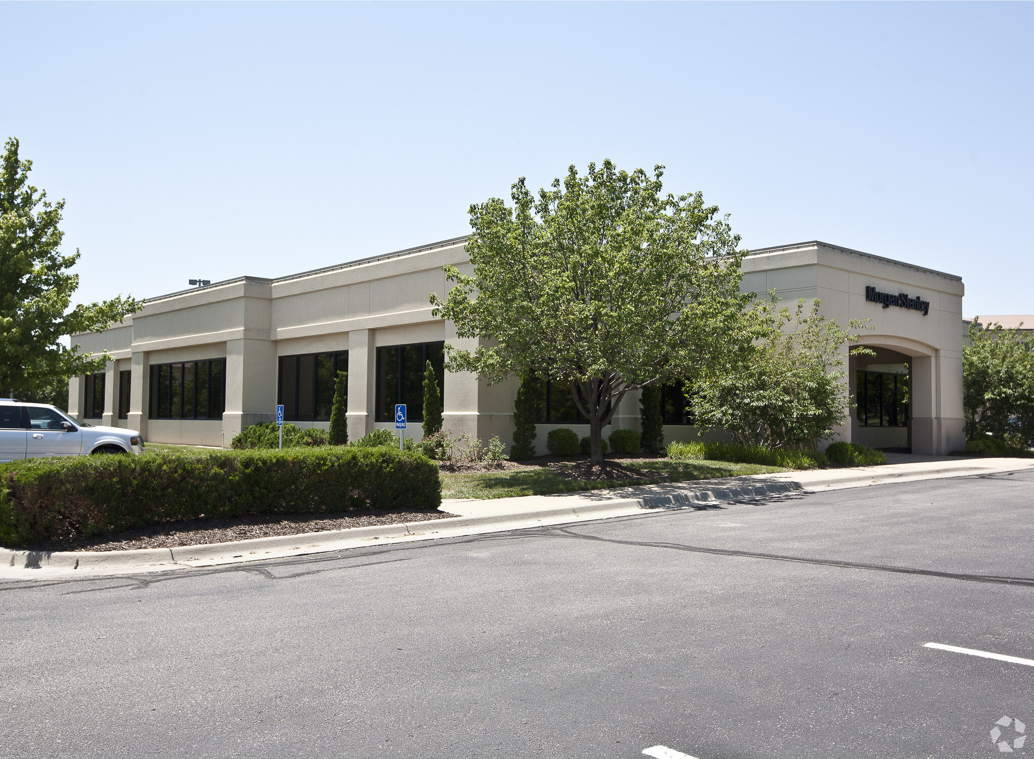 8521 E 21st St, Wichita, KS à vendre Photo principale– Image 1 sur 17