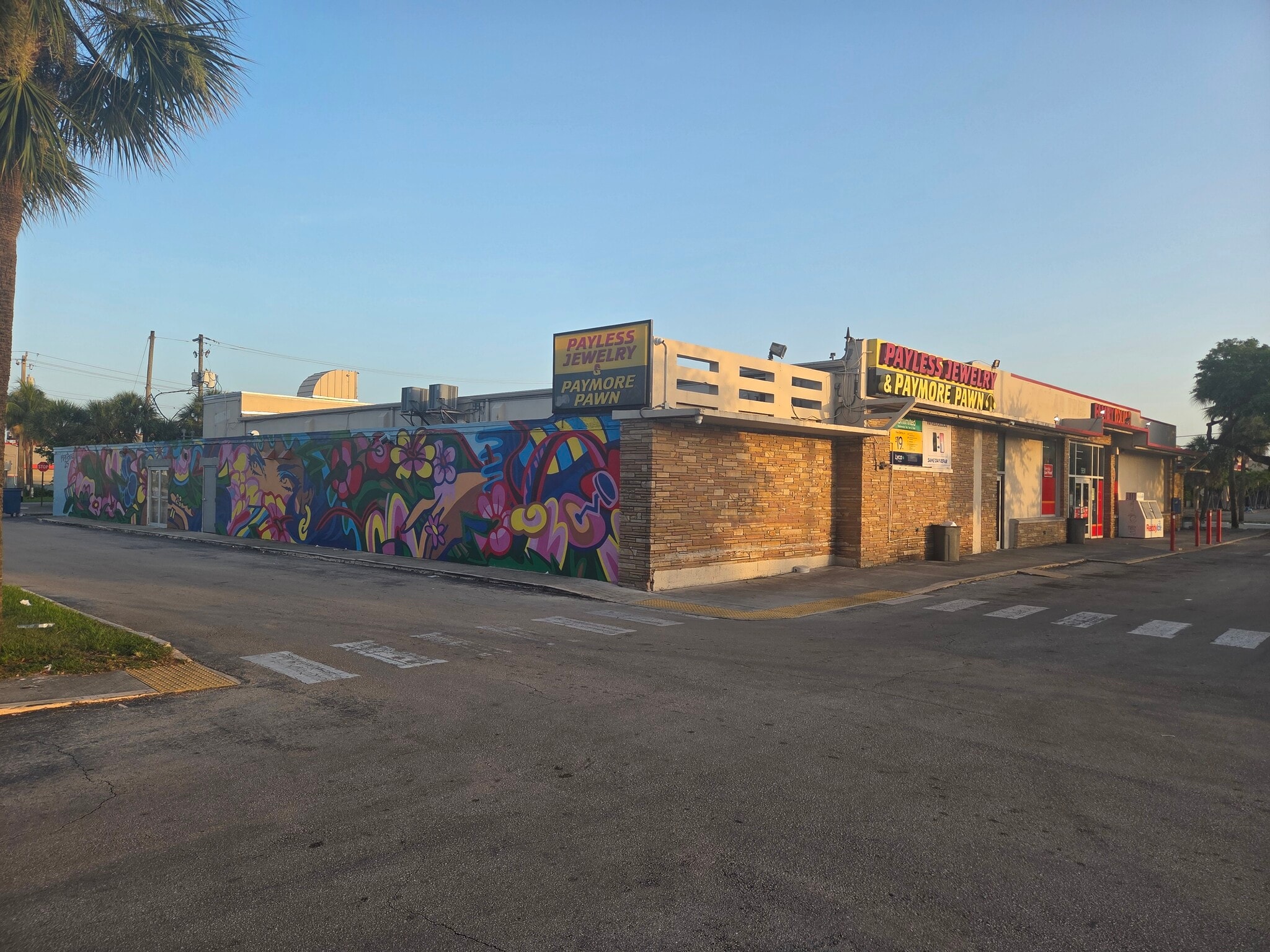 945-951 W Sunrise Blvd, Fort Lauderdale, FL à louer Photo de l’immeuble– Image 1 sur 6