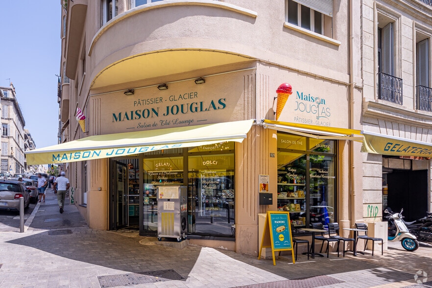 30 A Rue De Village, Marseille à louer - Photo de l’immeuble – Image 3 sur 5