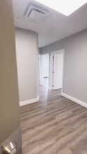 111 Waterloo St, London, ON à louer - Vidéo sur l’annonce professionnelle
