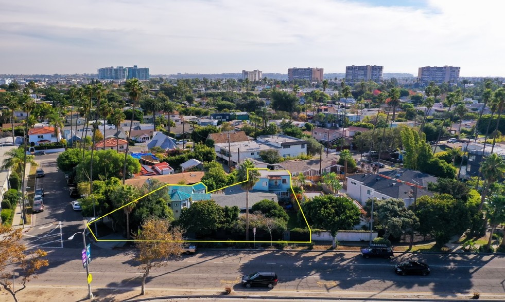828 E Venice Blvd, Venice, CA à vendre - Photo de l’immeuble – Image 2 sur 14