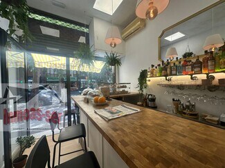 Plus de détails pour Local commercial à louer